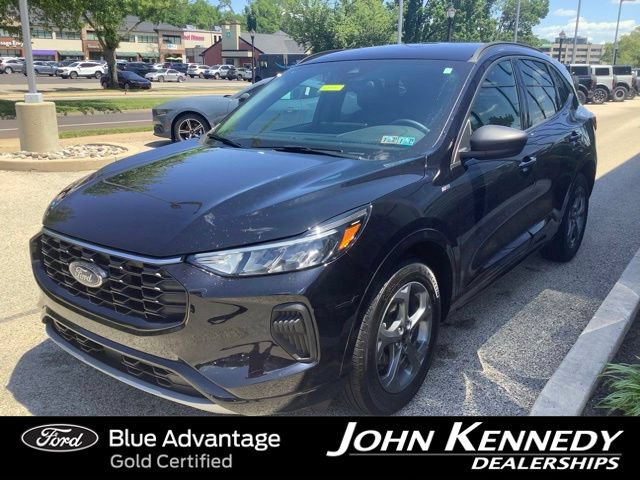 Certified 2023 Ford Escape ST-Line w/ Tech Pack #1 AWD/4WD image 7