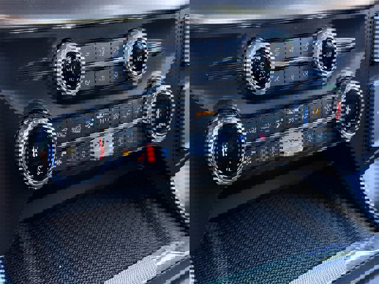 Certified 2021 Ford F150 Raptor w/ Equipment Group 801A High image 21