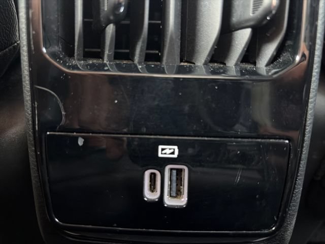 Used 2026 Jeep Compass Trailhawk AWD/4WD image 25