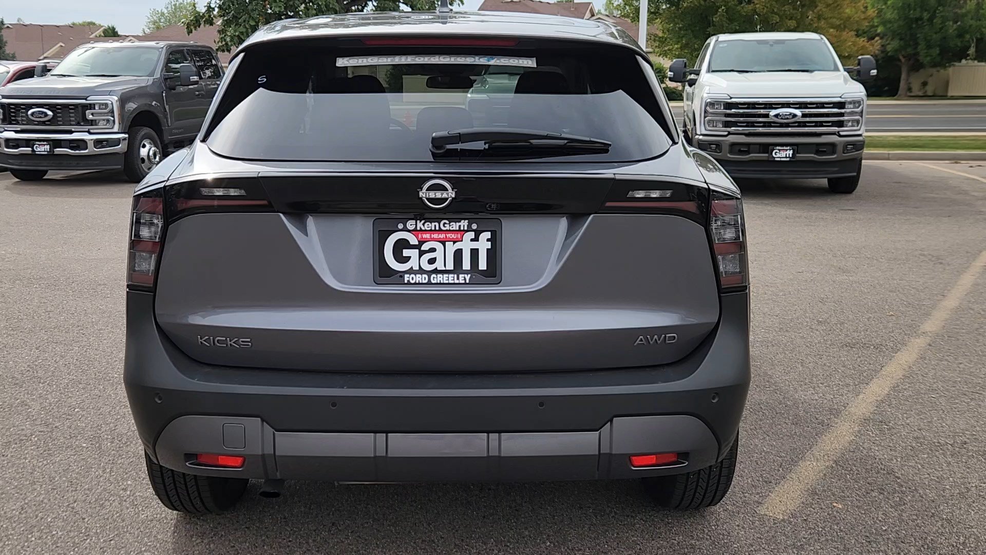 Used 2025 Nissan Kicks SV AWD/4WD image 39