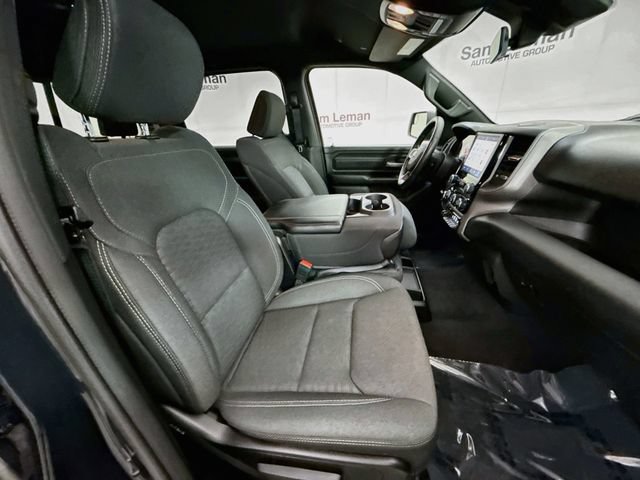 Used 2025 RAM 1500 Warlock AWD/4WD image 26