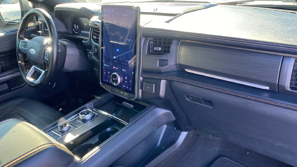 Certified 2024 Ford Expedition Platinum AWD/4WD image 11
