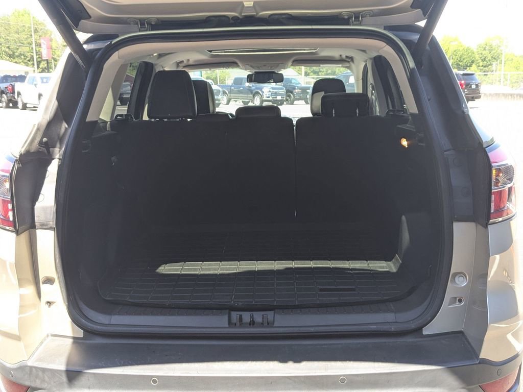 Certified 2018 Ford Escape Titanium w/ Ford Safe & Smart Package AWD/4WD image 8