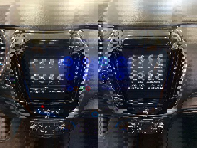 Used 2021 Chevrolet Traverse LT w/ LT Premium Package image 24