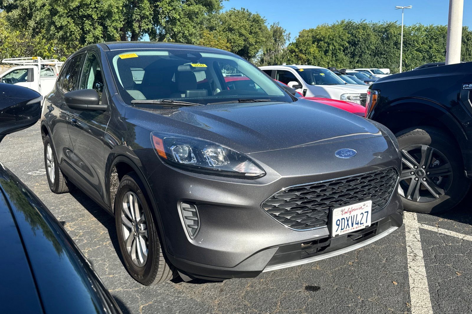 Certified 2022 Ford Escape SE FWD image 2