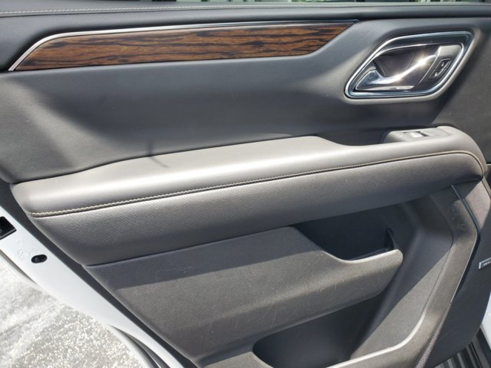 Used 2021 Chevrolet Tahoe Premier RWD image 31