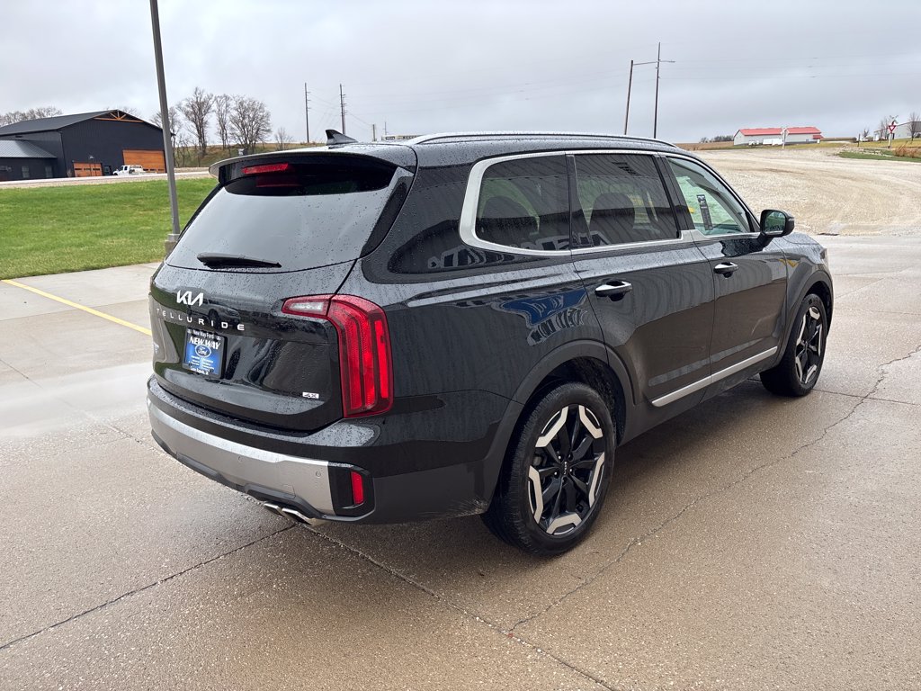 Used 2025 Kia Telluride S AWD/4WD image 6