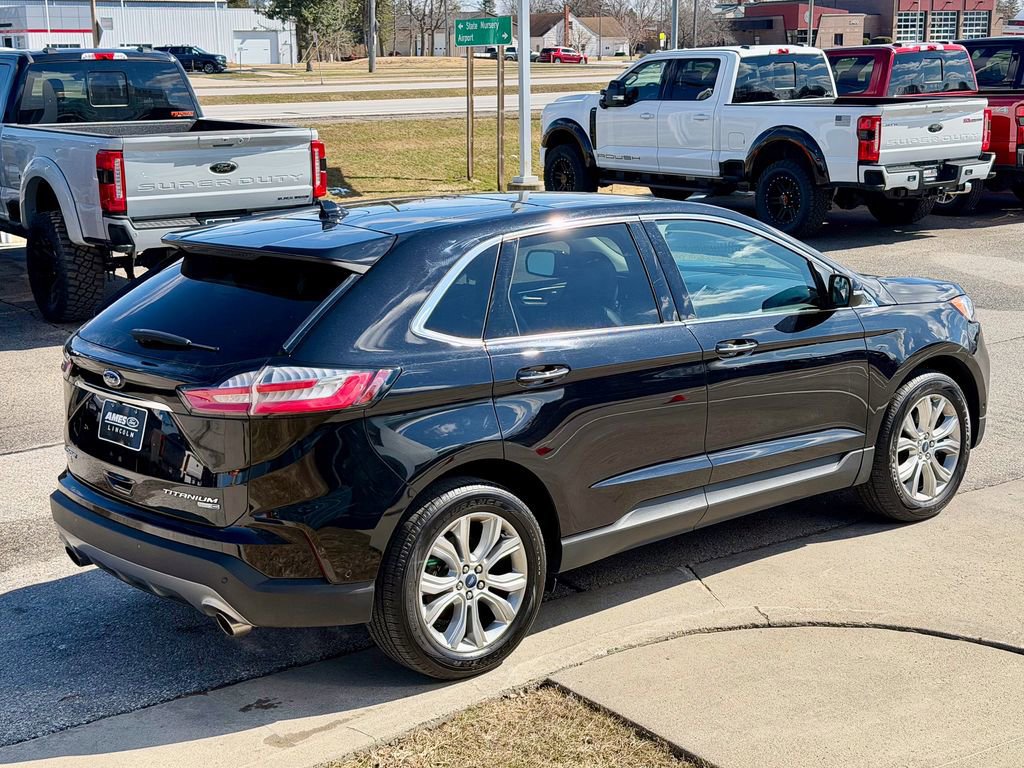 Certified 2019 Ford Edge Titanium w/ Equipment Group 301A image 3