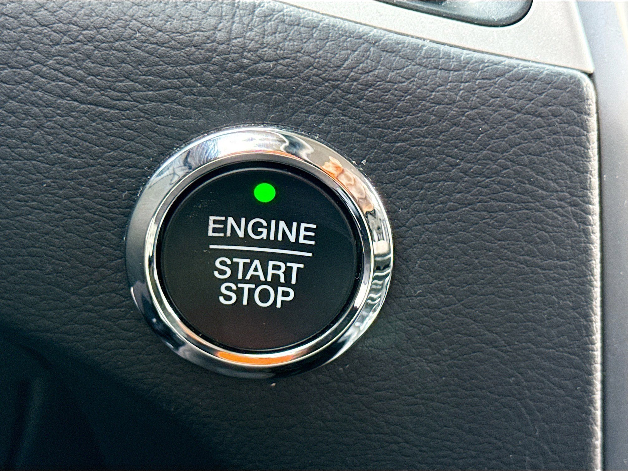 Certified 2024 Ford Edge SEL w/ Convenience Package image 9