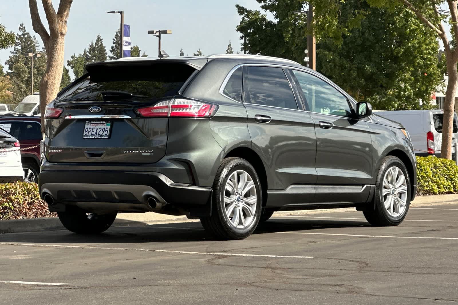 Certified 2020 Ford Edge Titanium AWD/4WD image 2
