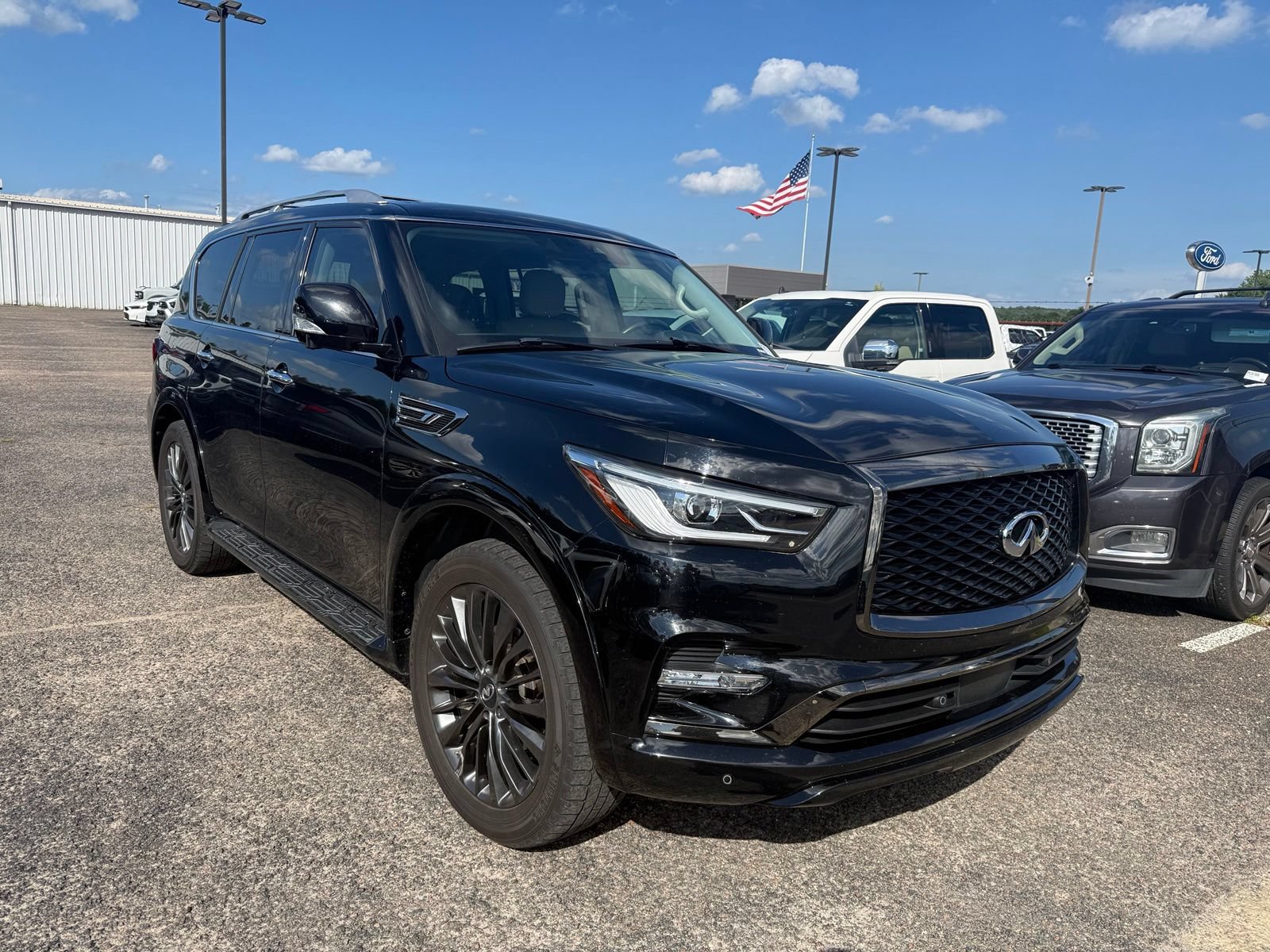 Used 2021 INFINITI QX80 Premium Select w/ All-Season Package