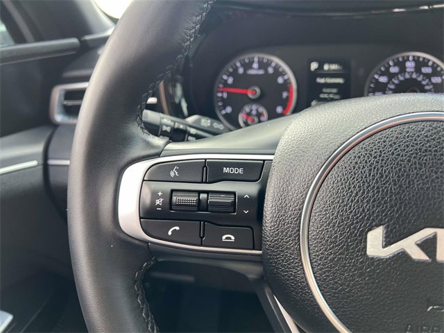 Used 2023 Kia K5 GT-Line image 16