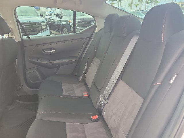 Used 2022 Nissan Sentra SR FWD image 16