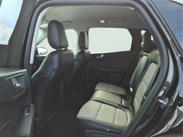 Certified 2022 Ford Escape Titanium w/ Titanium Elite Package image 10