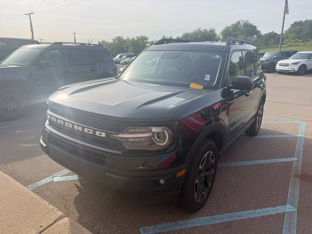 Certified 2023 Ford Bronco Sport Outer Banks AWD/4WD image 3