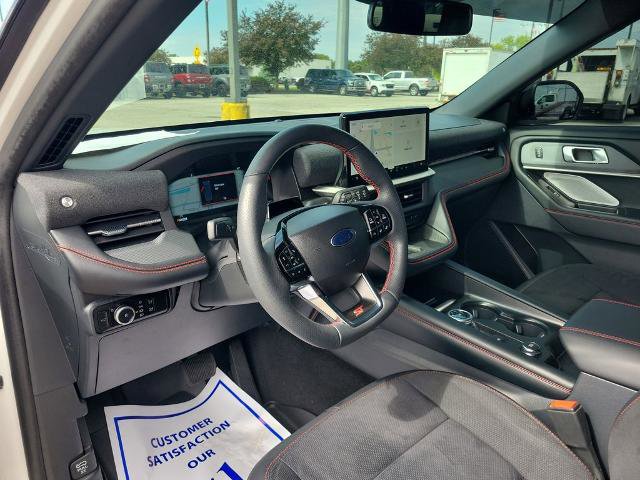 Certified 2025 Ford Explorer ST AWD/4WD image 17
