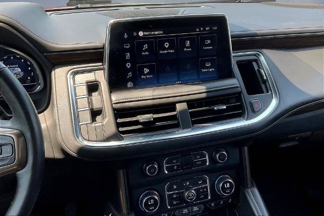 Used 2023 Chevrolet Suburban High Country RWD image 9