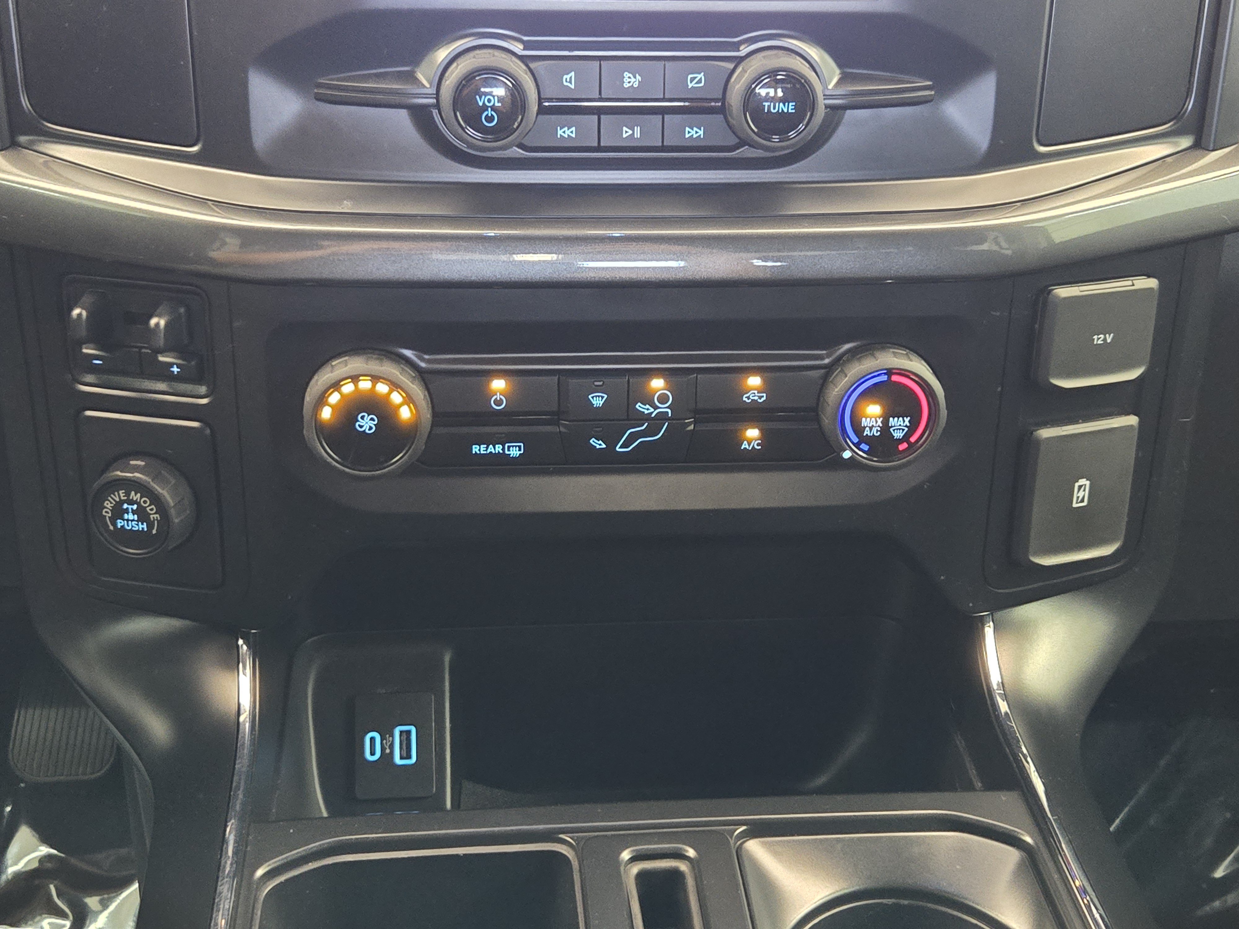 Certified 2023 Ford F150 XL w/ STX Appearance Package RWD image 18