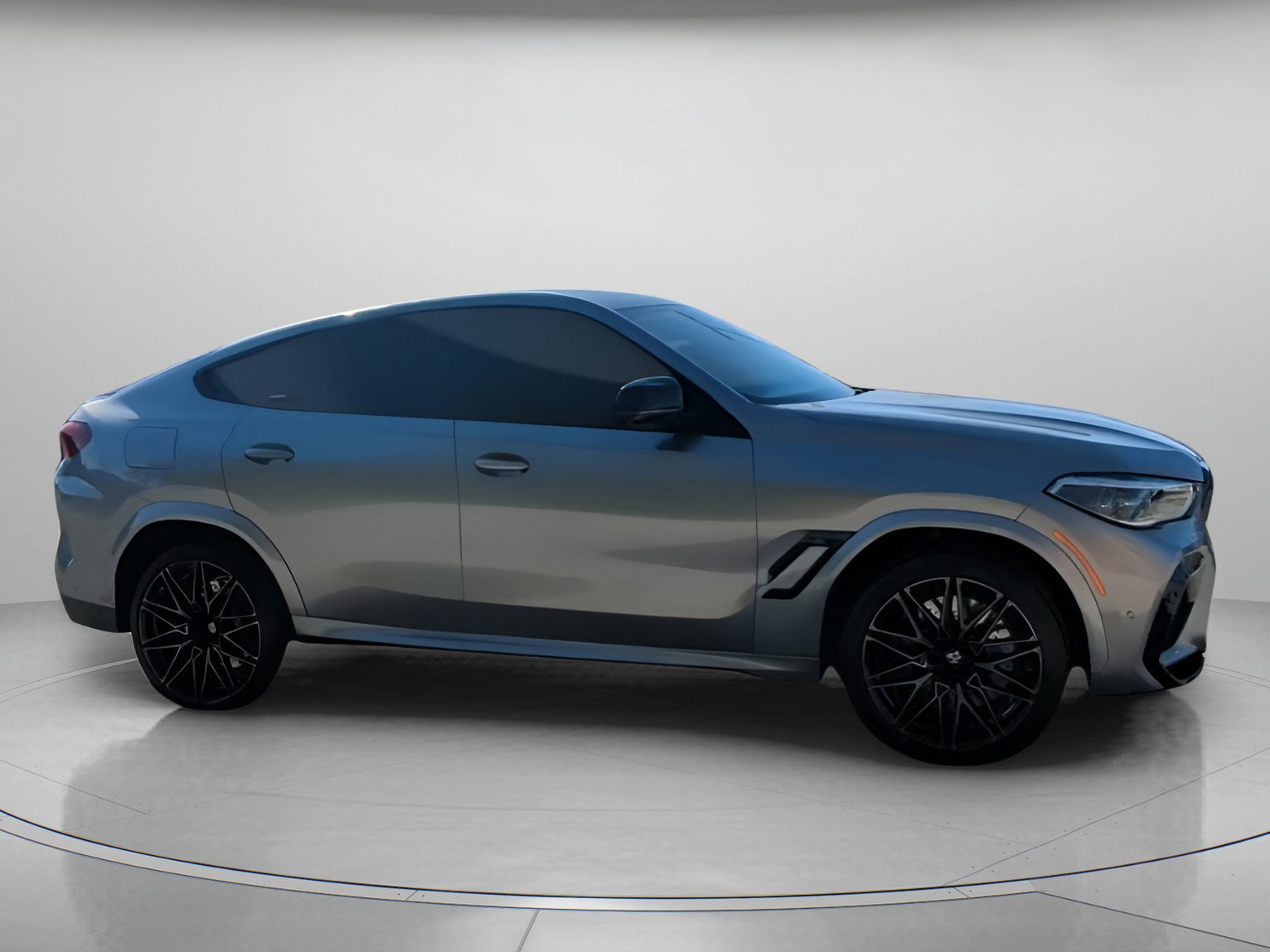 Used 2021 BMW X6 M image 26
