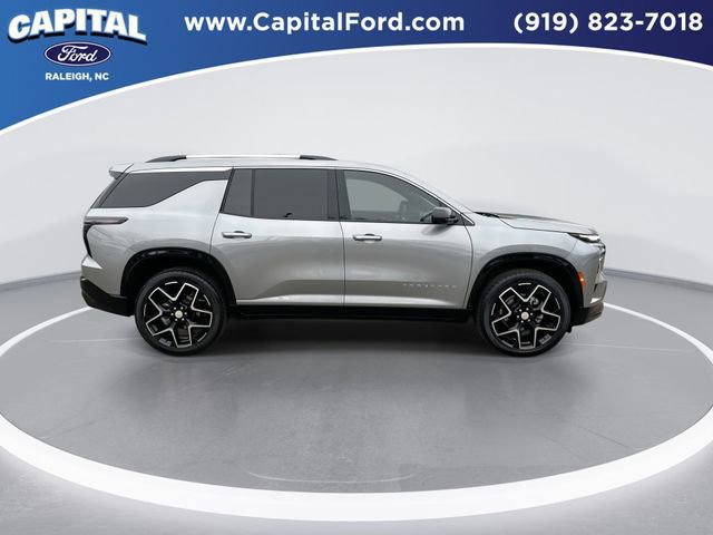 Used 2025 Chevrolet Traverse High Country image 7