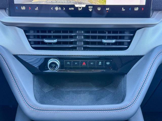 Certified 2025 Ford Explorer Active AWD/4WD image 26
