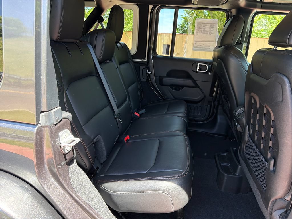 Used 2021 Jeep Wrangler Unlimited Rubicon AWD/4WD image 29