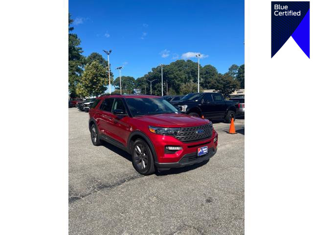 Certified 2022 Ford Explorer XLT w/ Equipment Group 202A