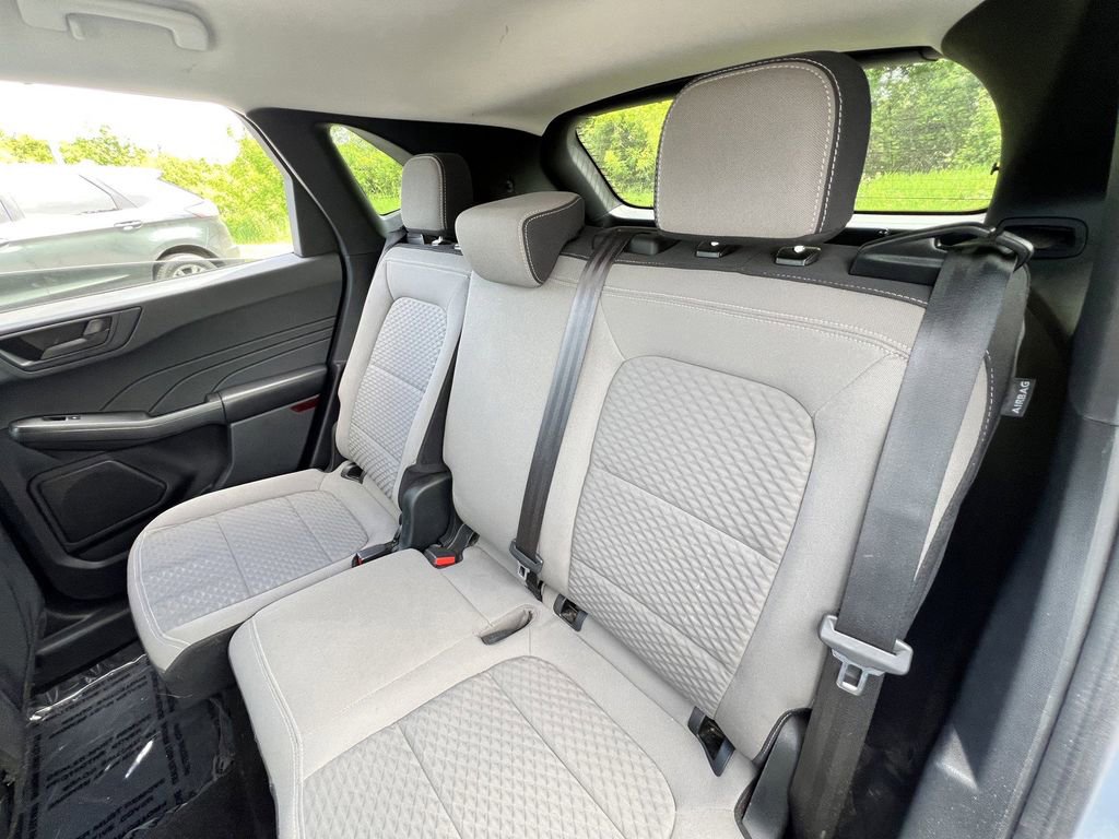 Certified 2022 Ford Escape SE w/ SE Sport Appearance Package AWD/4WD image 31