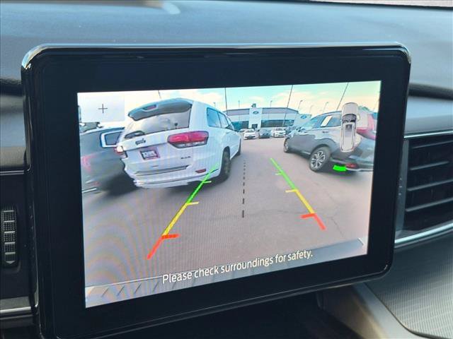 Certified 2021 Ford Explorer XLT w/ Equipment Group 202A AWD/4WD image 14