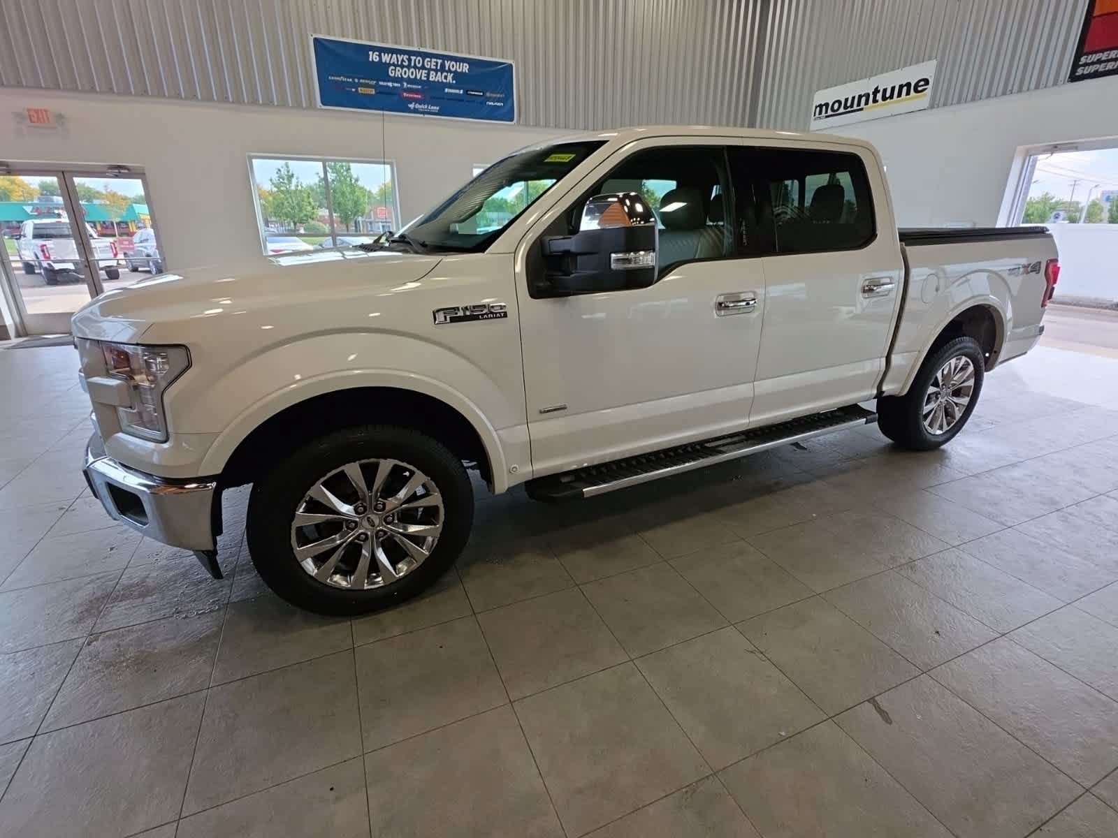 Certified 2017 Ford F150 Lariat w/ Equipment Group 502A Luxury AWD/4WD image 16