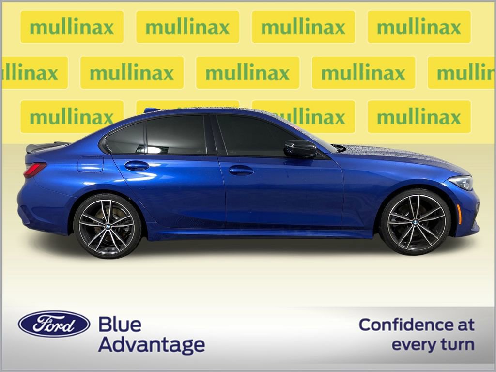 Used 2022 BMW 330i Sedan w/ M Sport Package image 6