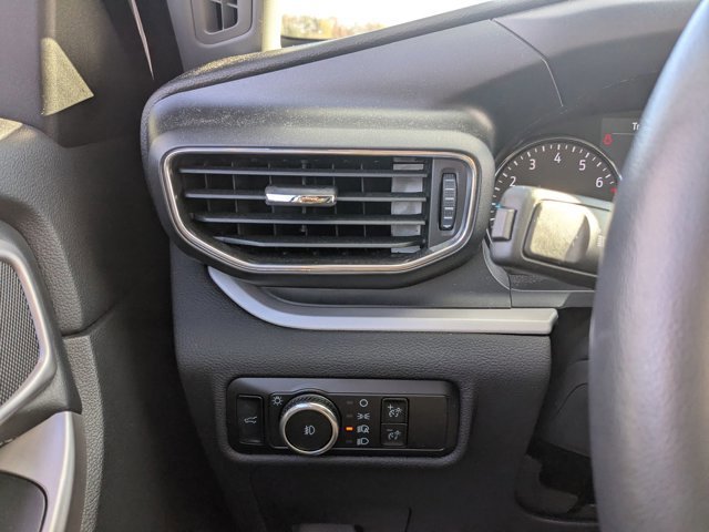 Certified 2023 Ford Explorer XLT w/ Equipment Group 202A image 16