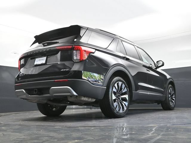 Certified 2025 Ford Explorer Platinum w/ LUX Leather Package AWD/4WD image 37