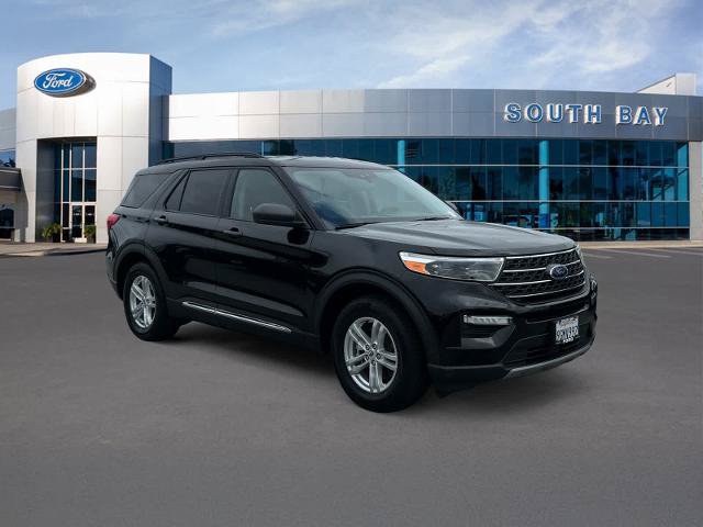 Certified 2023 Ford Explorer XLT w/ Equipment Group 202A RWD image 7