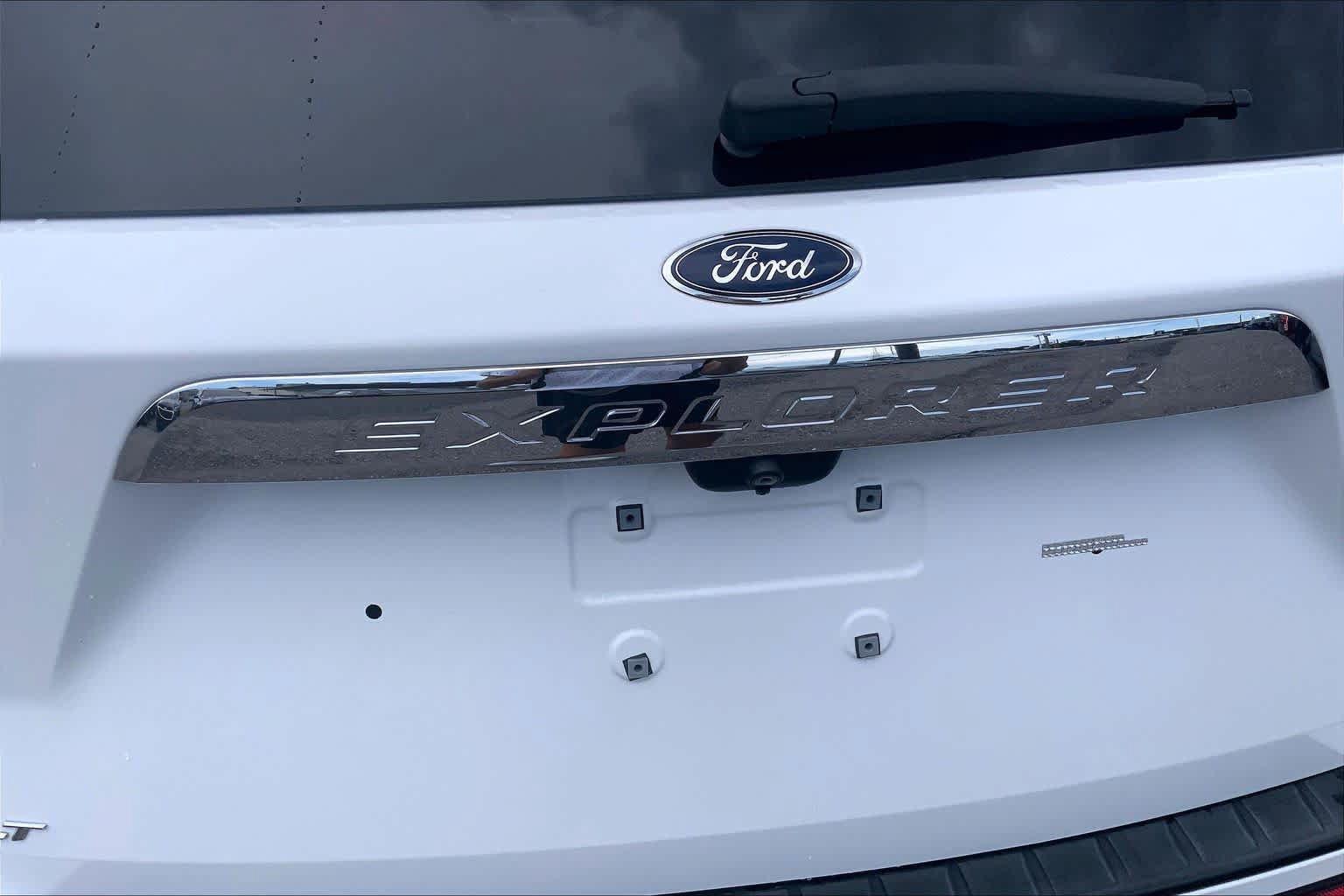 Certified 2022 Ford Explorer XLT RWD image 31