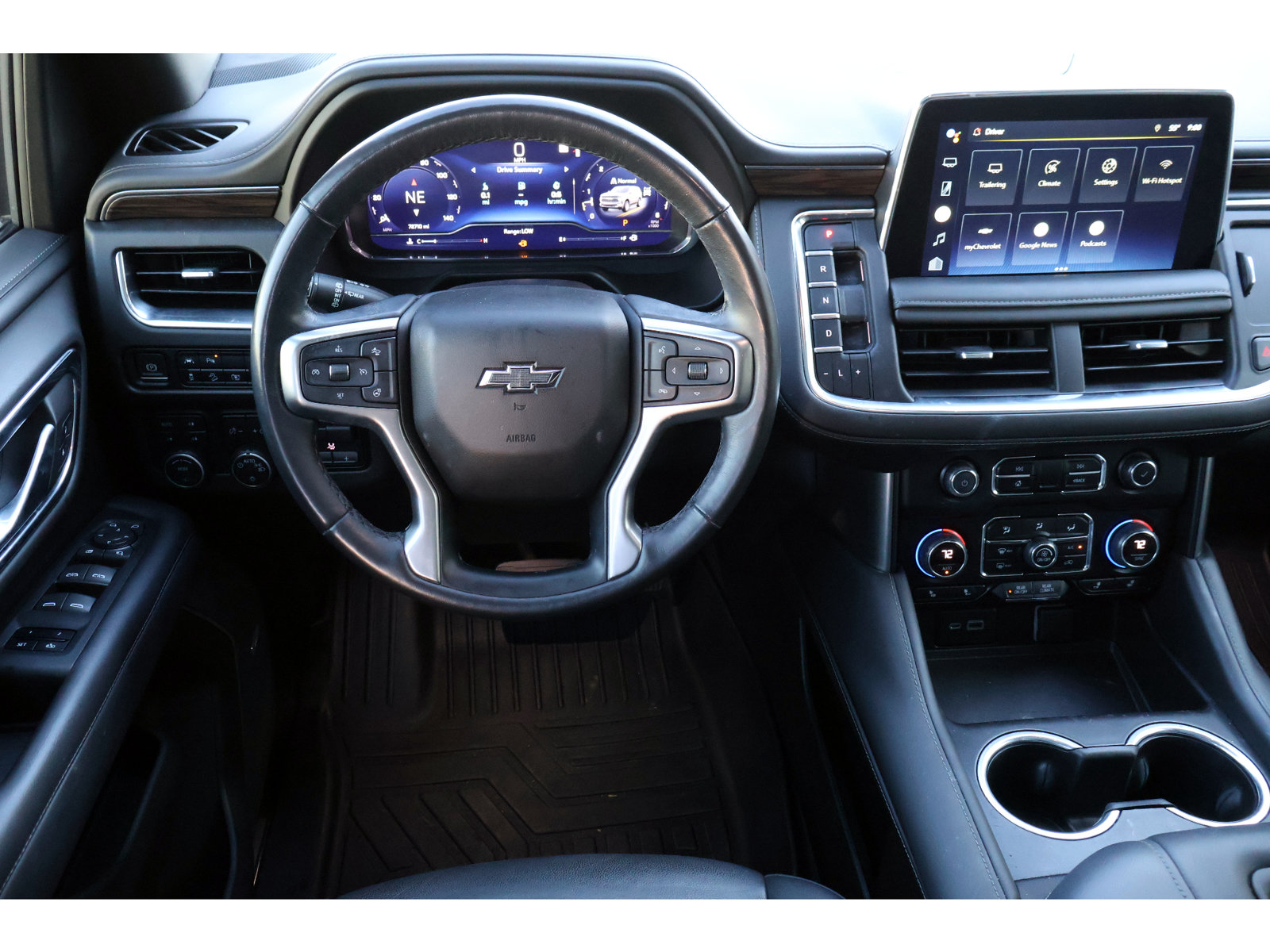 Used 2022 Chevrolet Tahoe Z71 w/ Z71 Off-Road Package AWD/4WD image 3