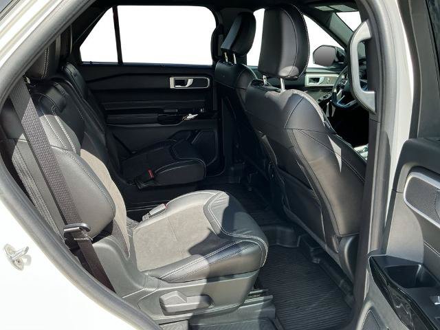 Certified 2022 Ford Explorer ST w/ ST Street Pack RWD image 27