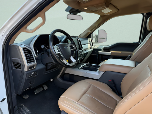 Certified 2022 Ford F350 Lariat w/ Lariat Value Package AWD/4WD image 4