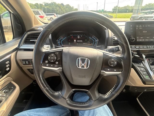 Used 2024 Honda Odyssey Touring image 16