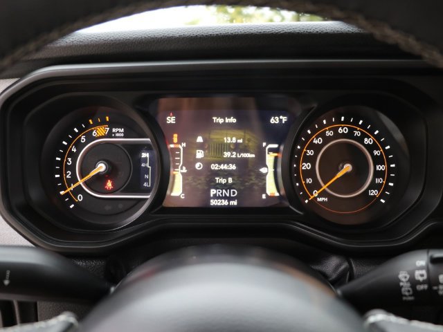 Used 2025 Jeep Wrangler Unlimited Sport AWD/4WD image 26