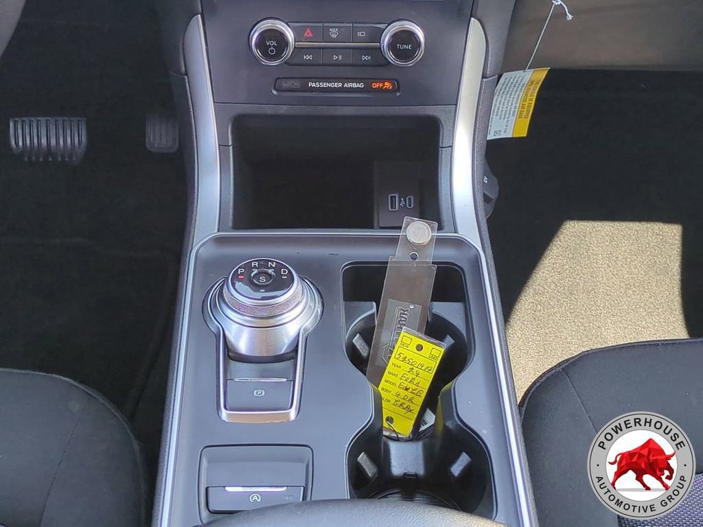 Certified 2024 Ford Edge SE image 20