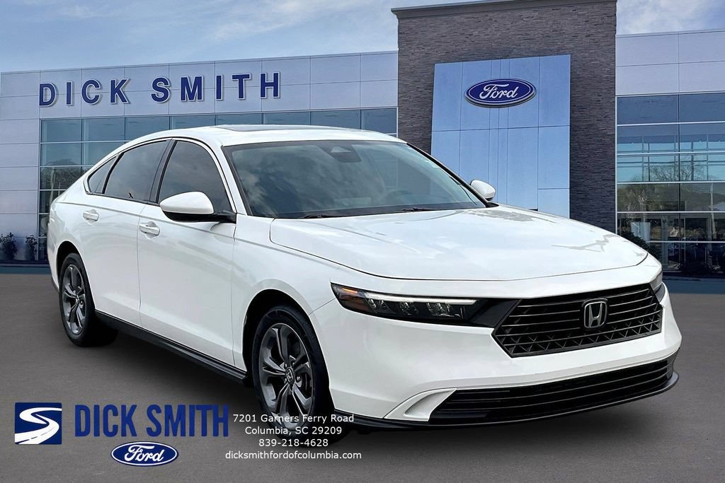 Used 2023 Honda Accord EX image 3