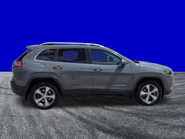 Used 2021 Jeep Cherokee Limited w/ Mopar Interior Package AWD/4WD image 3