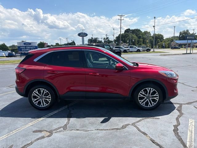 Certified 2022 Ford Escape SEL w/ Technology Package AWD/4WD image 8