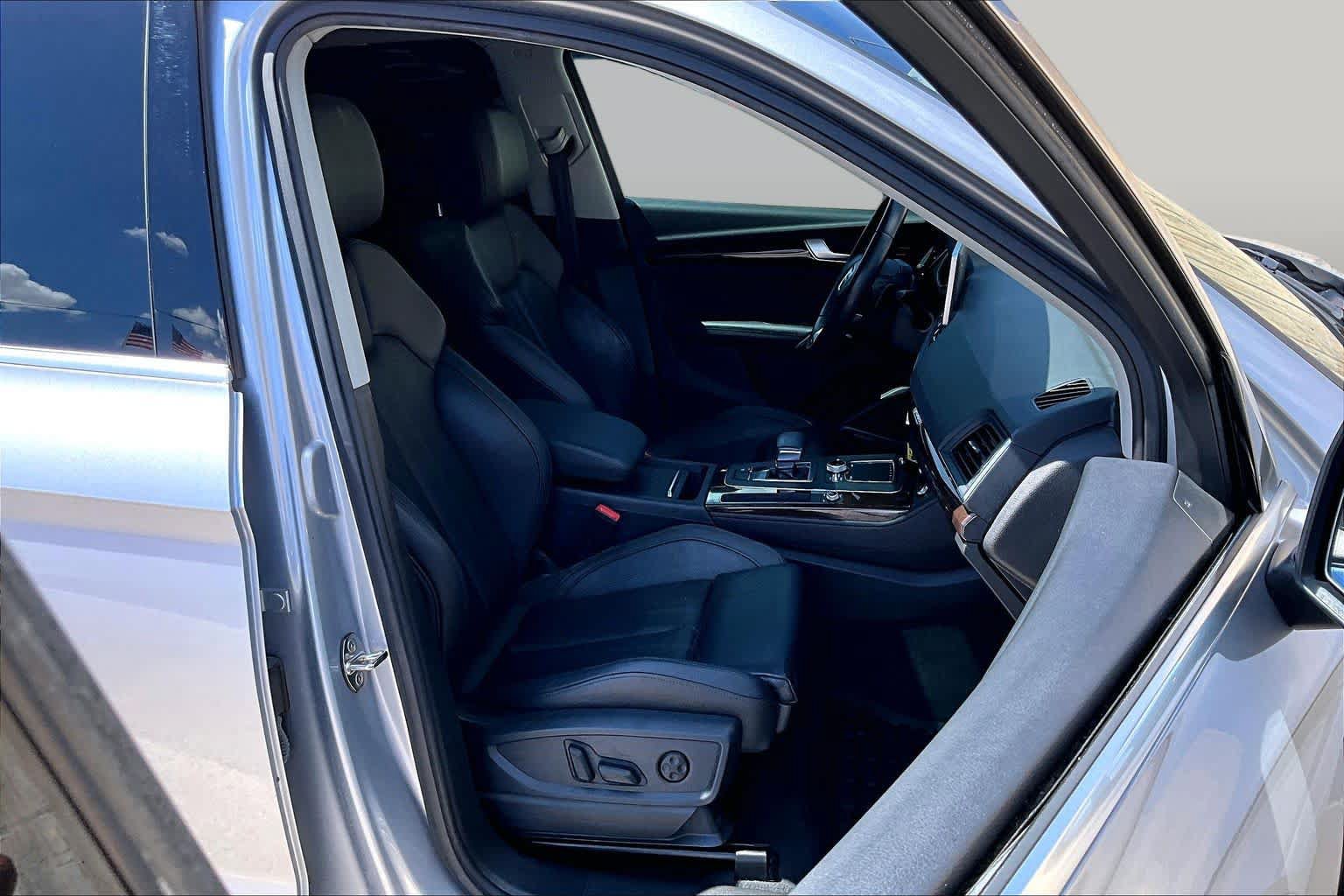 Used 2019 Audi Q5 2.0T Premium Plus AWD/4WD image 11