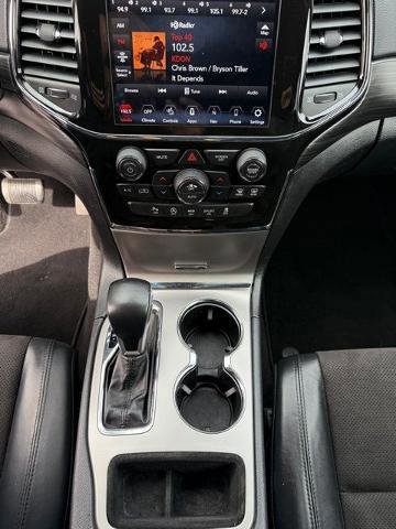 Used 2021 Jeep Grand Cherokee Laredo X image 29