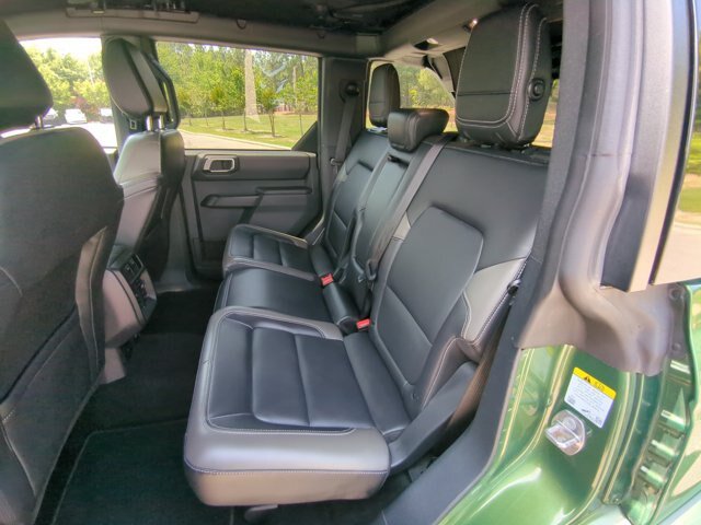 Certified 2025 Ford Bronco Outer Banks AWD/4WD image 30
