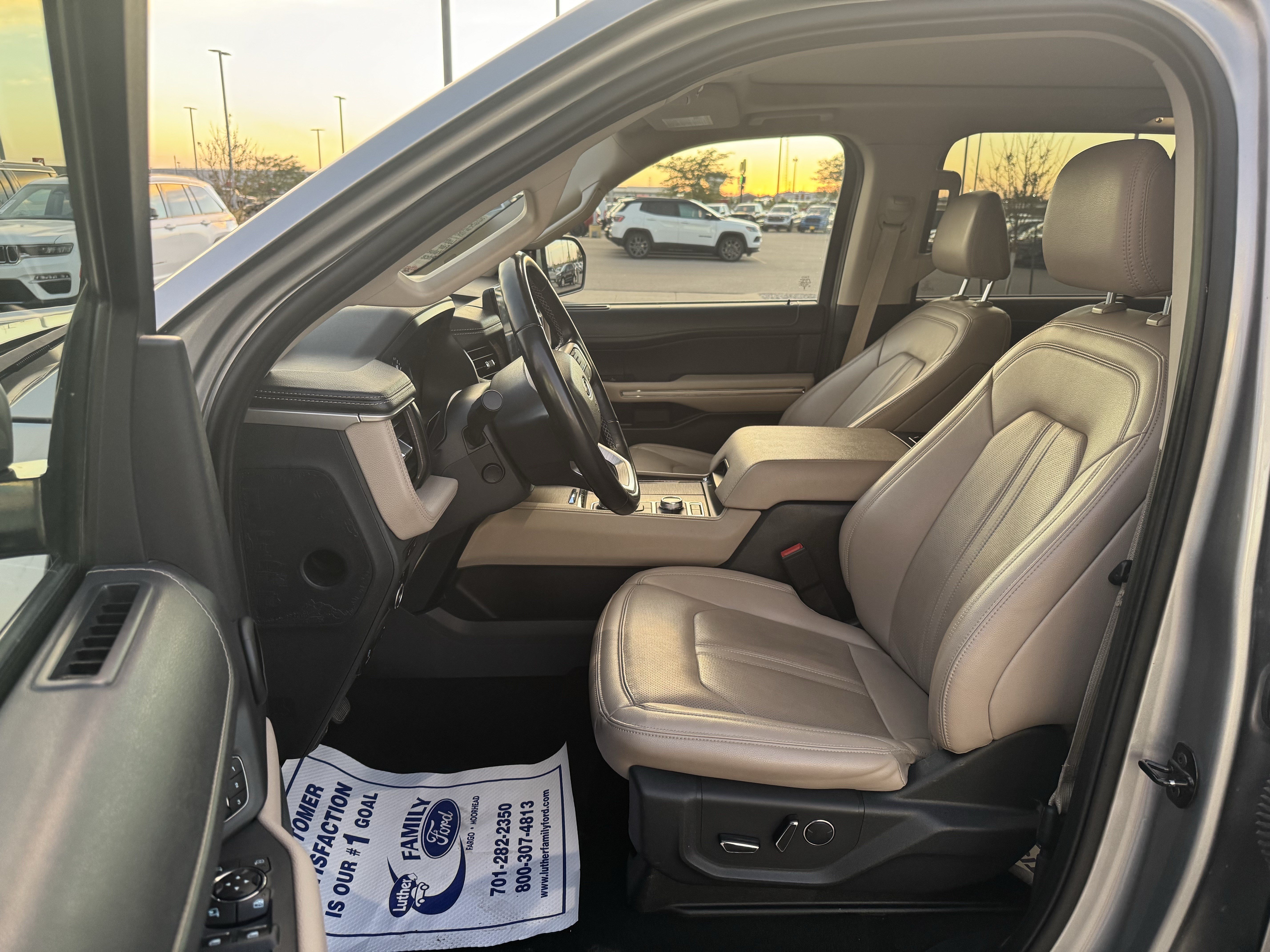 Certified 2024 Ford Expedition Limited AWD/4WD image 21