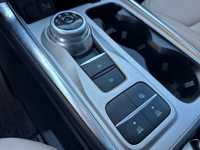 Certified 2022 Ford Explorer XLT w/ Equipment Group 202A image 22