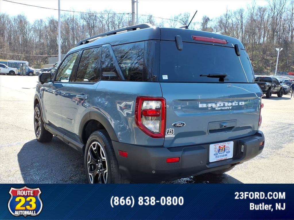 Certified 2025 Ford Bronco Sport Outer Banks w/ Outer Banks Tech Package+ AWD/4WD image 3